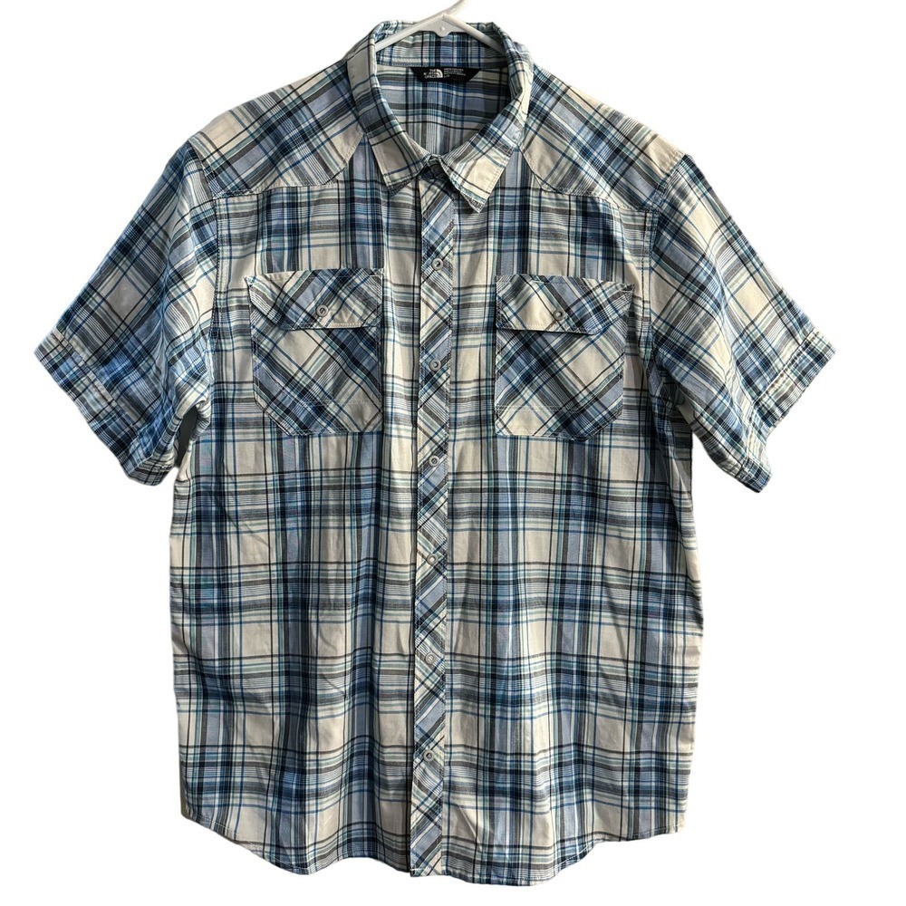 The North Face Plaid Short Sleeve Button Up Casual Men’s Shirt Size Large